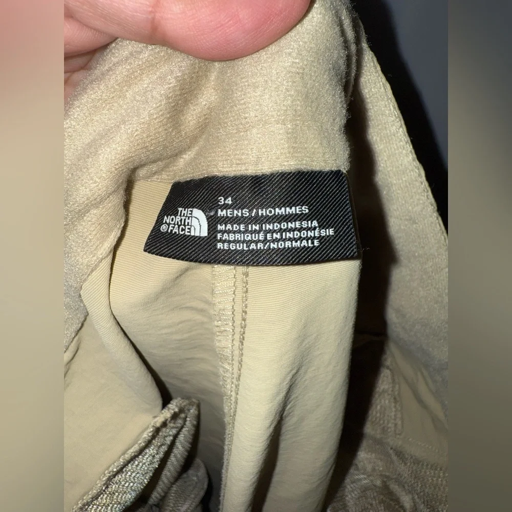 The North Face Adult Mens Convertible Pant Shorts 34 Tan Khaki Belted Outdoor